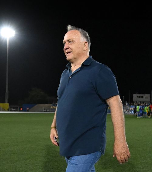 Fără antrenor la cel mai mare meci din istorie  Abordează meciul   decisiv pentru CM 2026  cu „secunzii”, după ce selecționerul a plecat de urgență din țară