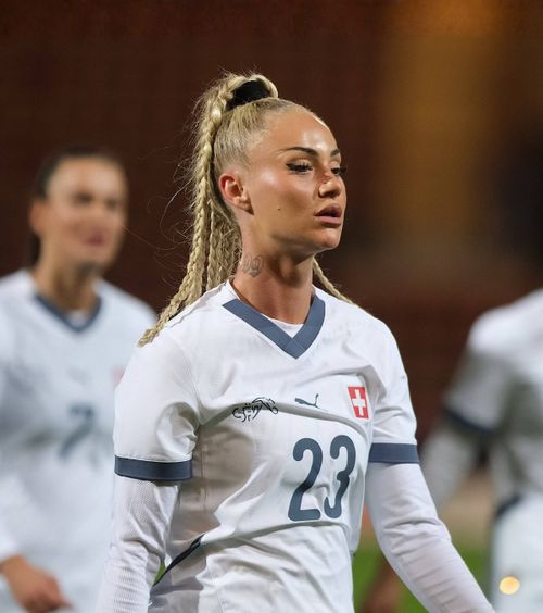 I-au spart casa    FOTO.    Alisha Lehmann  a făcut publice imagini cu haosul din locuință + Replică ironică pentru hoți