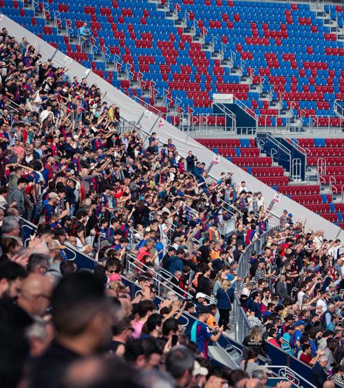 Prețuri uriașe pe Camp Nou  S-au pus în vânzare biletele pentru   FC Barcelona - Athletic Bilbao