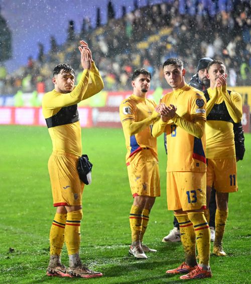 „Nu ne-am câștigat acest drept”    Rațiu  a apărut supărat la interviuri: „Cine vine să vină, noi trebuie să venim cum trebuie”