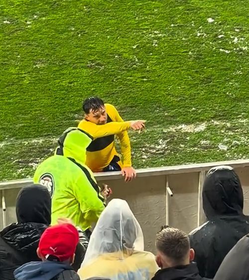 Andrei Rațu, gest superb     VIDEO:   Ce a făcut fundașul naționalei la finalul meciului cu San Marino:   „Nu-mi vine să cred!”