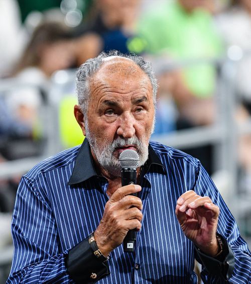 Țiriac o apără pe Camelia Voinea  Declarație   uluitoare  după imaginile publicate de   GOLAZO.ro:  „Are dreptul să-și crească copilul așa cum crede”