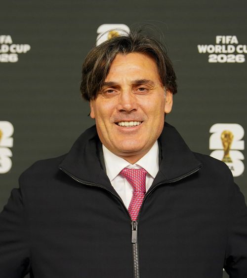 Montella, laude pentru Lucescu  Selecționerul Turciei   vrea amânarea etapei de campionat,  înainte de meciul cu România