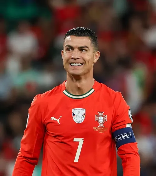 Efectul Ronaldo  FIFA,   nevoită să retragă  un poster promoțional » Detaliul care i-a enervat pe fani
