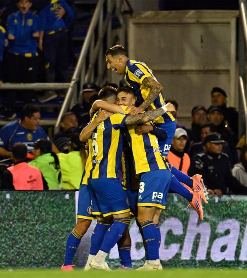 Campioană peste noapte  Au schimbat regulamentul, iar echipa lui Di Maria a câștigat   primul titlu  după 38 de ani