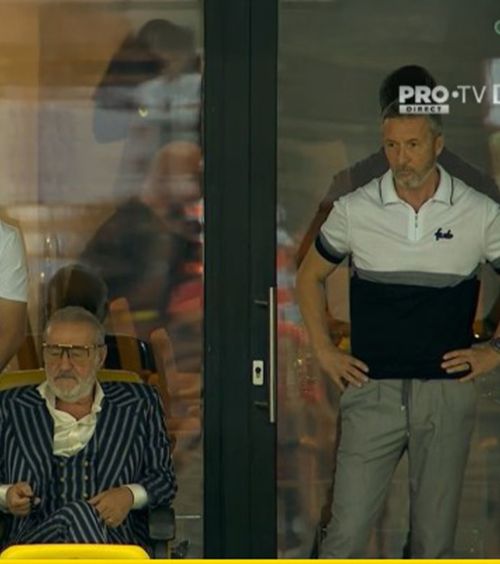 Becali și Stoica, pedepsiți de UEFA  Măsurile luate de forul continental față de   cei doi oficiali de la FCSB  » De la ce a pornit totul