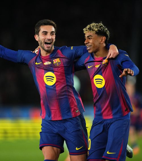 Spectacol pe Camp Nou  Barcelona   s-a întors acasă  și a zdrobit-o pe Bilbao + Un fotbalist a fost huiduit copios