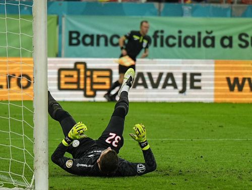 FCSB - Petrolul (Meci). Foto: Iosif Popescu / GOLAZO.ro