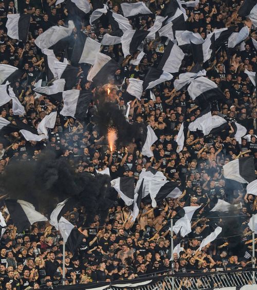 Tragedie în Serbia  Unul din liderii galeriei lui Partizan   a fost asasinat  în plină stradă 