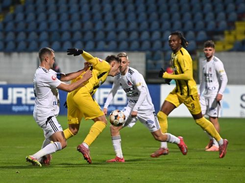 FC Botoșani - Dinamo FOTO Sport Pictures