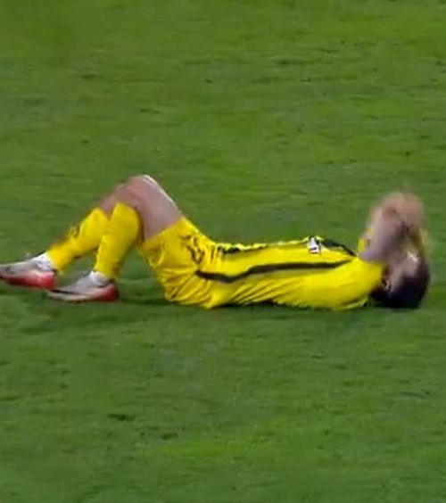 Probleme tot mai mari la Dinamo    FOTO.  Încă un jucător de atac   s-a rupt!  » A ieșit de pe teren cu dureri mari