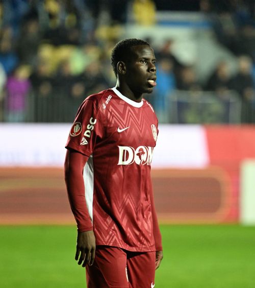 Zouma, bani irosiți de CFR Cluj!    Cât a câștigat francezul în cele 3 luni  în care a jucat puțin. Echipa nu a învins deloc cu el în Liga 1