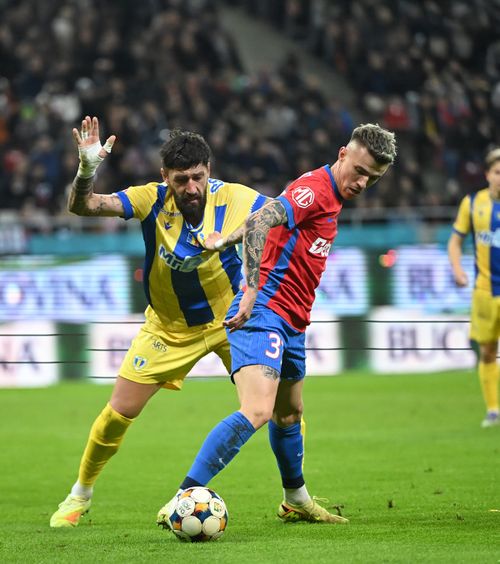 „Joci la batjocură!”    FOTO.  Tavi Popescu, criticat dur de patron după FCSB - Petrolul:   „N-ai voie să faci asta”  » De ce a fost scos la pauză