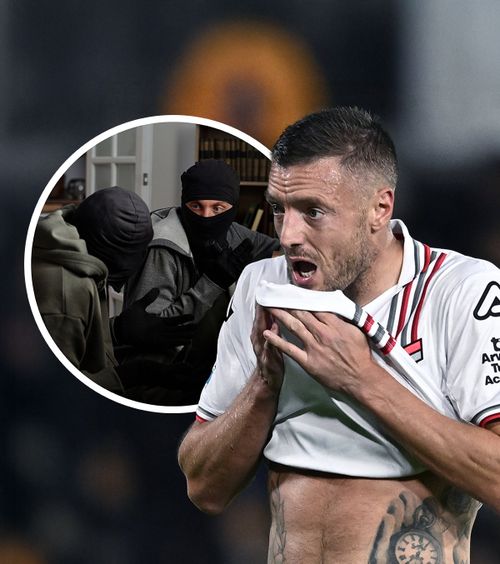 I-au spart vila lui Vardy  Hoții au fugit cu o avere. Starul englez juca cu AS Roma,   dar casa nu era goală