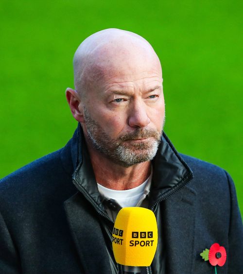 „Patru prostuți”   O legendă a fotbalului din Anglia a ridiculizat   defensiva Barcelonei:  „Asta e o nebunie absolută!”