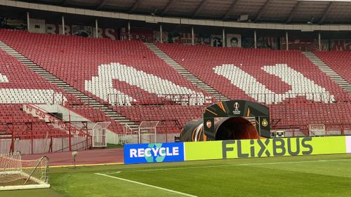 Stadion Marakana Belgrad FOTO GOLAZO (6).jpg