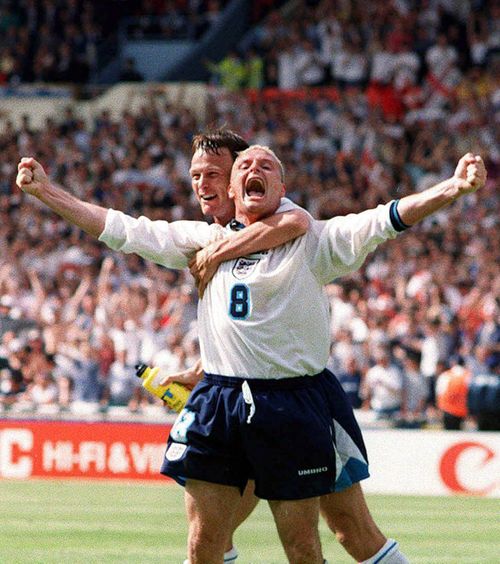 „Aștept să mă sinucid”    Cel mai mare talent al istoriei Angliei,  despre noaptea când s-a gândit să-și ia viața: „Ea m-a convins”