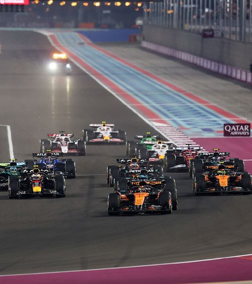 Se strânge lupta în Formula 1!   Piastri câștigă   cursa de sprint  din Qatar și se apropie de Lando Norris » Clasamentul cu două curse înainte de final