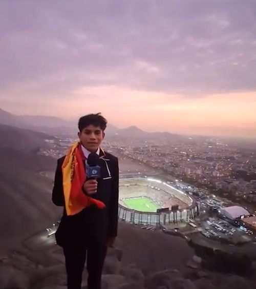 Aventură fabuloasă     VIDEO  Cum a transmis un tânăr de 15 ani finala Copa Libertadores »   Momentul a devenit viral