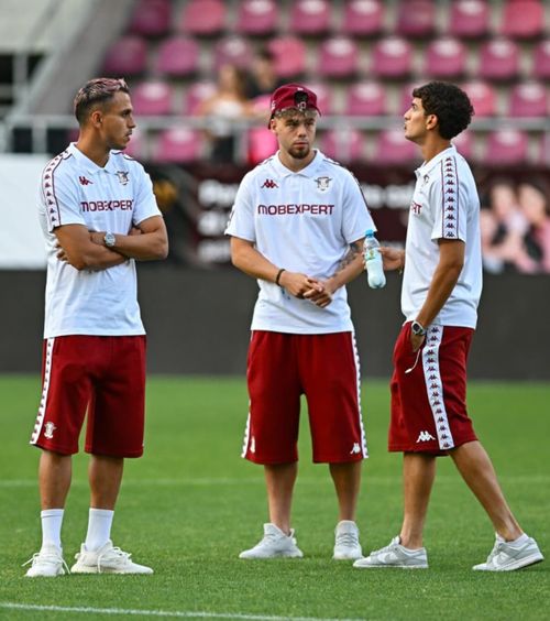 An încheiat?  Anunț dificil despre revenirea   titularului de la Rapid:  „Nu vrem să riscăm” » E accidentat de 3 luni