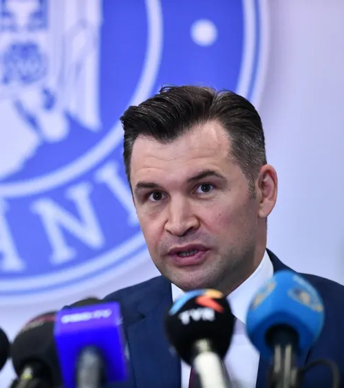 Continuă lupta împotriva Legii Novak  Care sunt cele   7 cluburi  din Liga 1 care   au semnat petiția  adresată președintelui Nicușor Dan