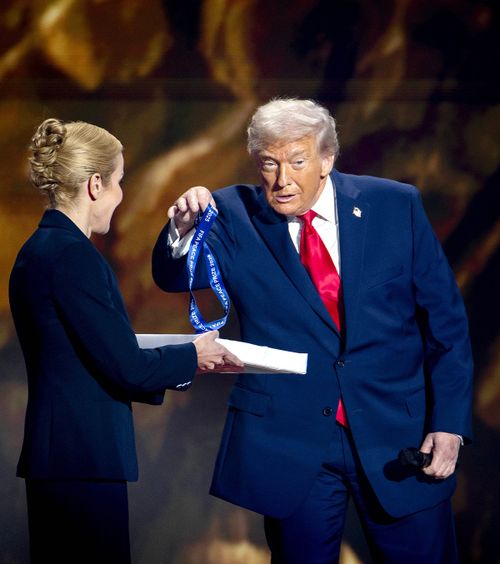 Trump i-a înfuriat pe americani  Declarația făcută de președintele SUA a iscat valuri de reacții:   „Lipsit de patriotism!”