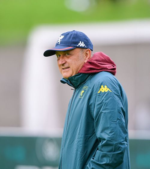 Dan Șucu, bilanț după un an la Genoa  Comparație între România și Italia +    „Greșelile făcute cu Rapid mă ajută să fac mai puține aici”