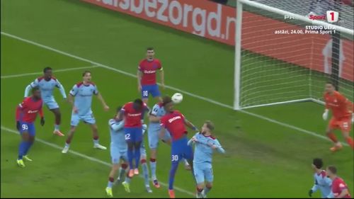 Ngezana, gol in FCSB - Feyenoord. Captura Prima Sport (3).jpg