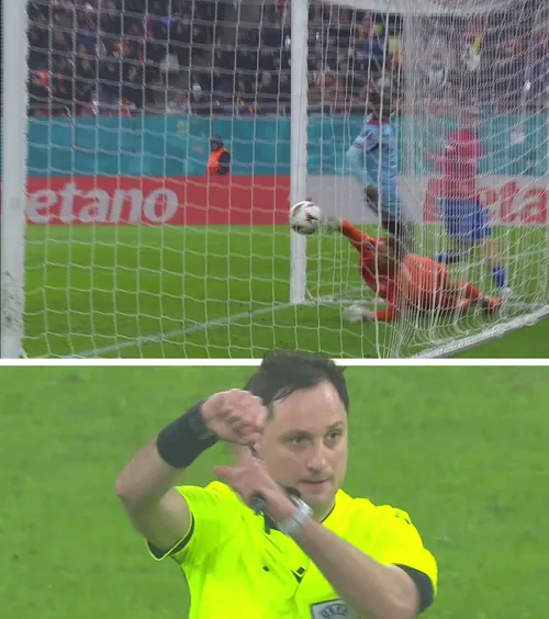 Goal line technology la FCSB - Feyenoord   Golul lui Toma a fost validat instant:   semnul făcut de arbitru