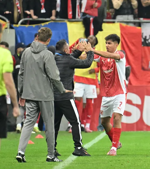 Cum s-a adaptat Musi la Dinamo    Costin Curelea  a identificat elementul care a făcut diferența între FCSB și formația lui Kopic: „L-a ajutat mult”