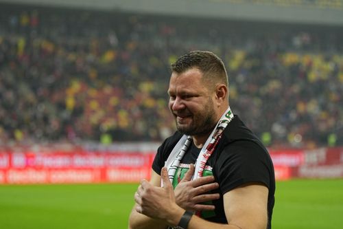 Dinamo - Metaloglobus. Moment special cu Marius Niculae. Foto - Iosif Popescu (3).jpg