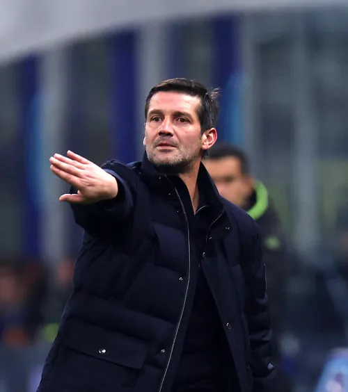 Miză uriașă pentru Chivu  Îi poate aduce lui Inter o sumă uriașă dacă obține primul trofeu! Când și unde se joacă   Supercupa Italiei