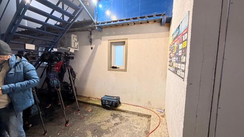 Ca la țară!    FOTO.  FCSB a fost așteptată la Clinceni   ca în Liga 4  » Noua zonă mixtă arată jenant