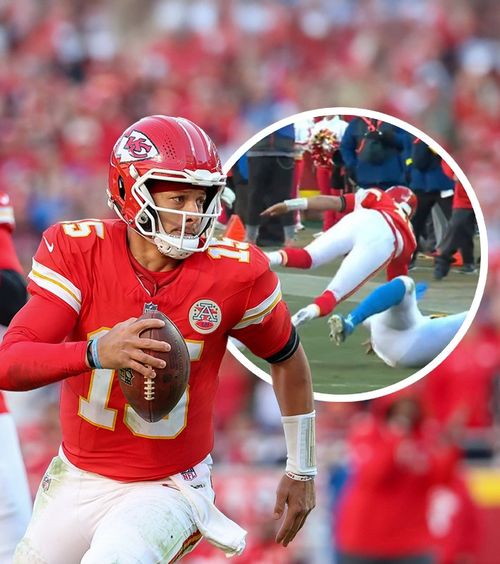 Accidentare cruntă    FOTO:  Până și adversarul s-a pus în genunchi când a văzut ce a pățit   starul echipei.  Colegii au început să se roage