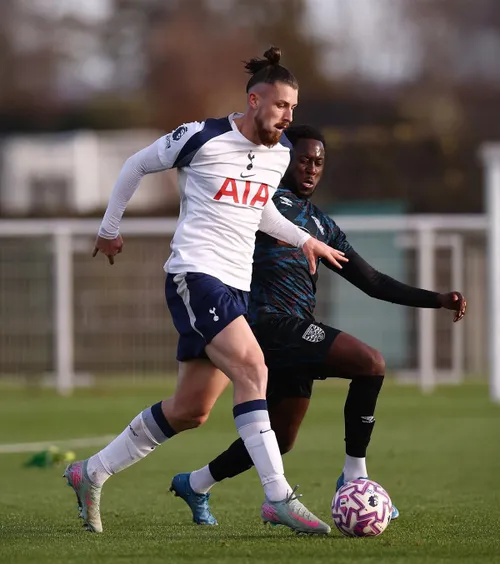 Drăgușin, ultimele vești de la Londra  Ce se întâmplă cu stoperul naționalei la Tottenham.   Antrenorul lui Spurs, întrebat direct de Radu!  Reacția sa