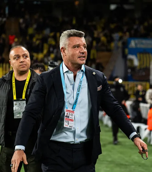 „Tu le cultivi, șefu’!”    Ce e în spatele uriașului scandal al drogurilor  în care e anchetat președintele lui Fenerbahce