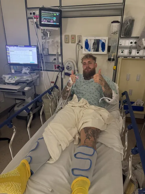 Consecințe devastatoare pentru Jake Paul   Ce răni i-a provocat Anthony Joshua în lupta de   260 de milioane  de dolari » Anunțul făcut de influencer