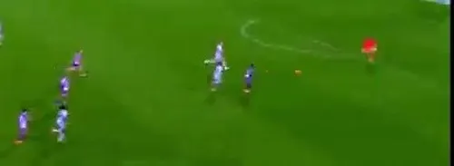 Eliminarea lui Maduka Okoye din meciul Fiorentina - Udinese. Foto: „X”, @GoalsXtra