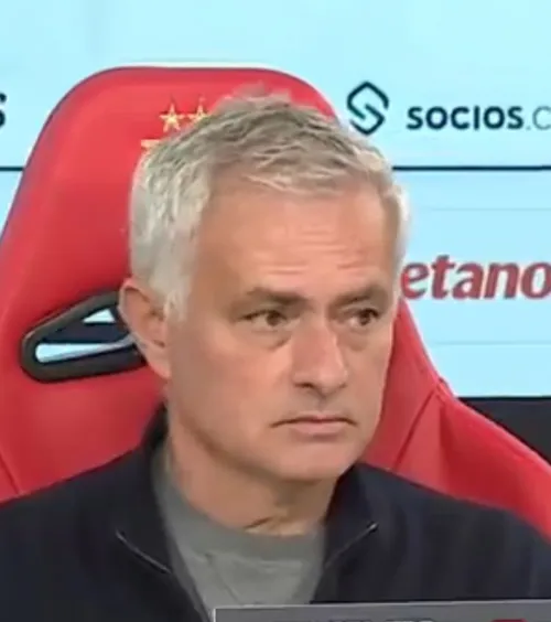 „Ești pedepsit”    VIDEO:  Jose Mourinho, contre cu un jurnalist: „Ai scris un   fake news  despre mine”