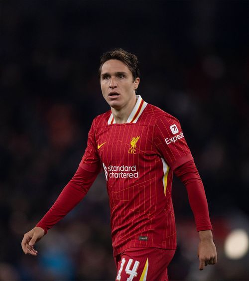 Cadou pentru Chivu    Star de la Liverpool,  pe lista Interului