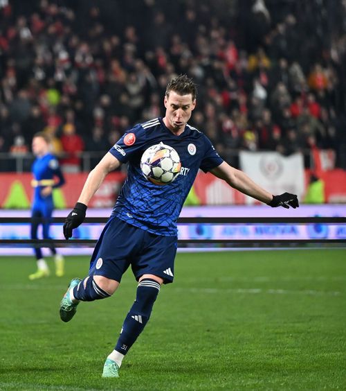 Așteaptă oferta de la FCSB   Jucătorul din Liga 1   propus  la campioana României nu dă înapoi: „Pot face față”