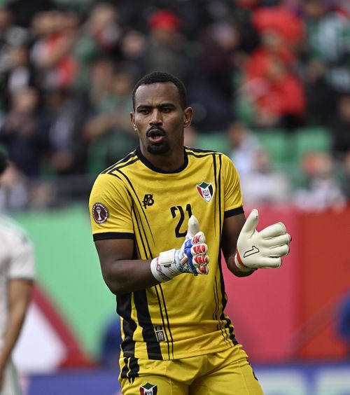  Momente șocante la Cupa Africii    VIDEO.  Portarul Sudanului   s-a prăbușit pe teren  în meciul cu Guineea Ecuatorială. Și-a revenit și a continuat să joace!