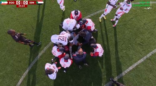 Portarul Sudanului, Monged Elneel Abuzaid, s-a prăbușit pe teren în meciul cu Guineea Ecuatorială