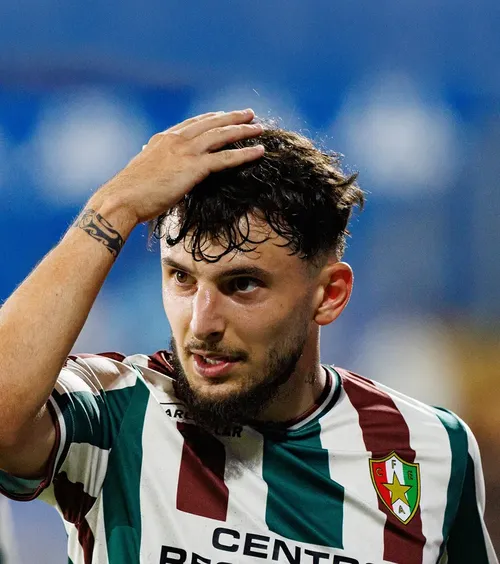 Hermannstadt nu și-a primit banii  Sibienii   au reclamat la FIFA  transferul lui Ianis Stoica » Nu au încasat niciun euro de la Estrela Amadora  