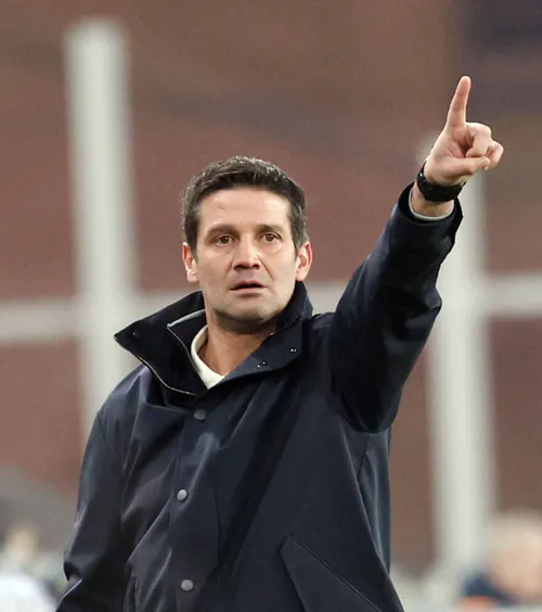 „Unii spun că suntem fierari”  Cristi Chivu vrea   revanșa cu Bologna:  „Îmi place când jucătorii mei au curajul să facă asta”