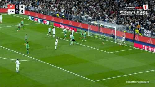 Primul gol marcat de Gonzalo Garcia în meciul cu Betis Foto captura Prima Sport .jpeg