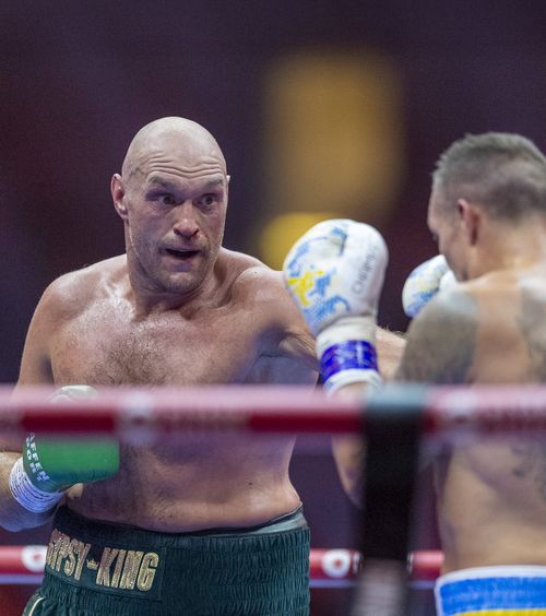 Tyson Fury revine în ring   Pugilistul britanic a făcut anunțul:   „M-am întors. Încă lovesc”