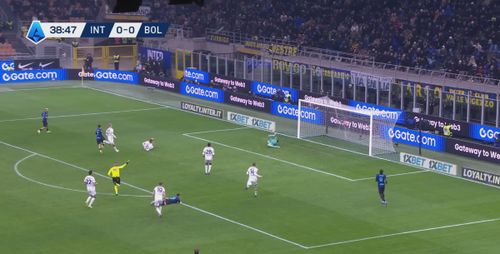 Reușita lui Zielinski din meciul Inter - Bologna 3-1. Foto: Captură, @seriea