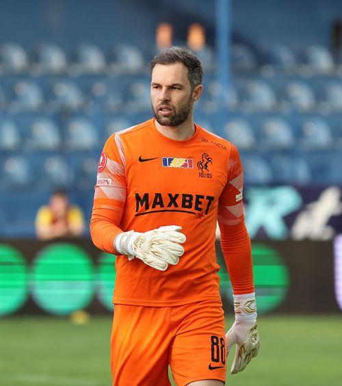 Portar cu Liga Campionilor în CV  Mutare surpriză la Rapid! Fostul portar al lui   Real Madrid  ar fi dorit de Gâlcă