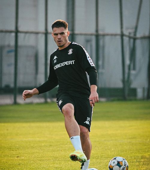 Afacerea Daniel Paraschiv    Suma infimă  plătită de Rapid pentru împrumutul fostului atacant de la Hermannstadt